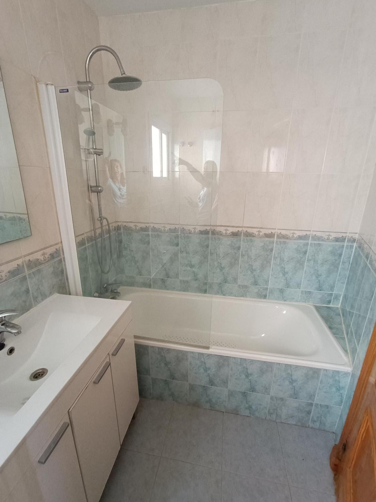 Lovely Penthouse In Front Of The Beach With Free Parking มาลากา ภายนอก รูปภาพ